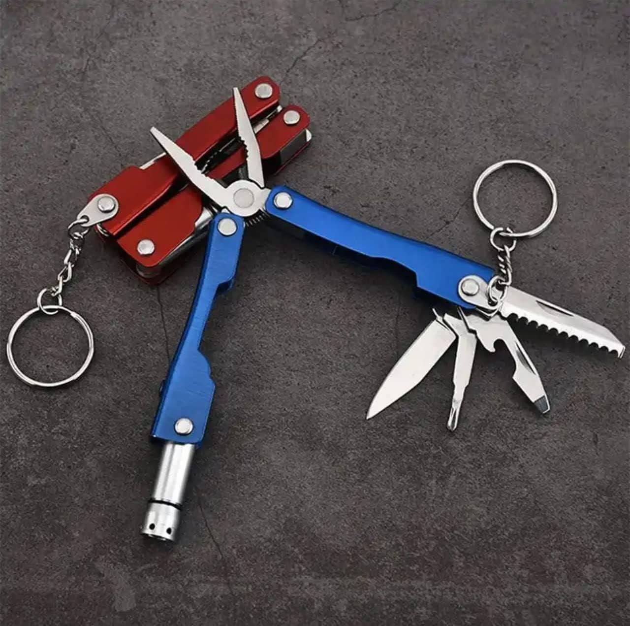 9 in 1 MultiFunctional Hand Piler Tool Keychain�